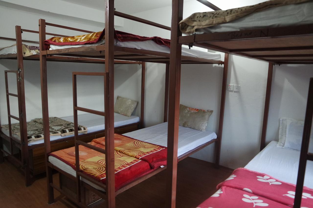 Pokhara Youth Hostel ภายนอก รูปภาพ
