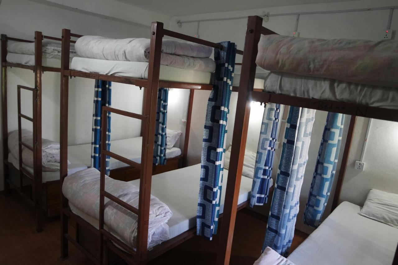 Pokhara Youth Hostel ภายนอก รูปภาพ