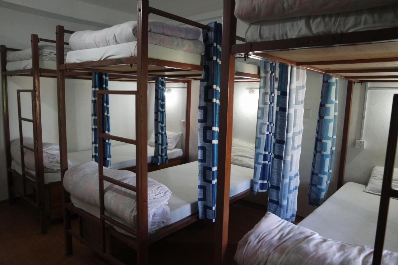 Pokhara Youth Hostel ภายนอก รูปภาพ
