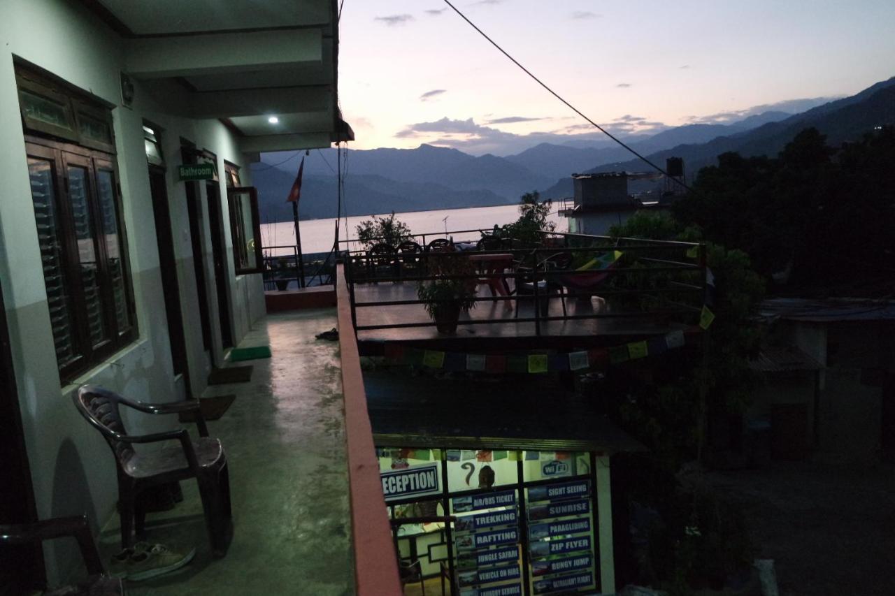 Pokhara Youth Hostel ภายนอก รูปภาพ