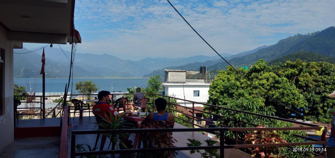 Pokhara Youth Hostel ภายนอก รูปภาพ