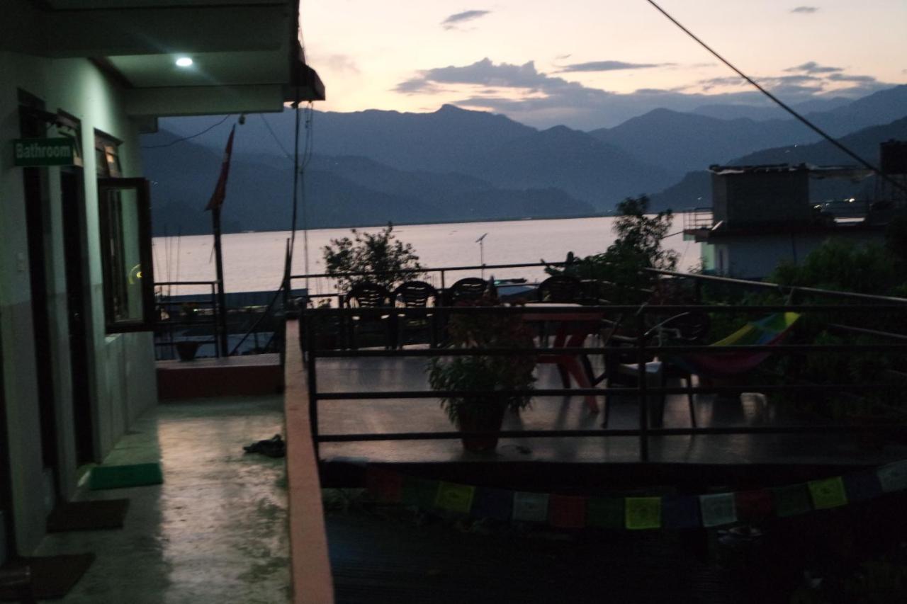Pokhara Youth Hostel ภายนอก รูปภาพ