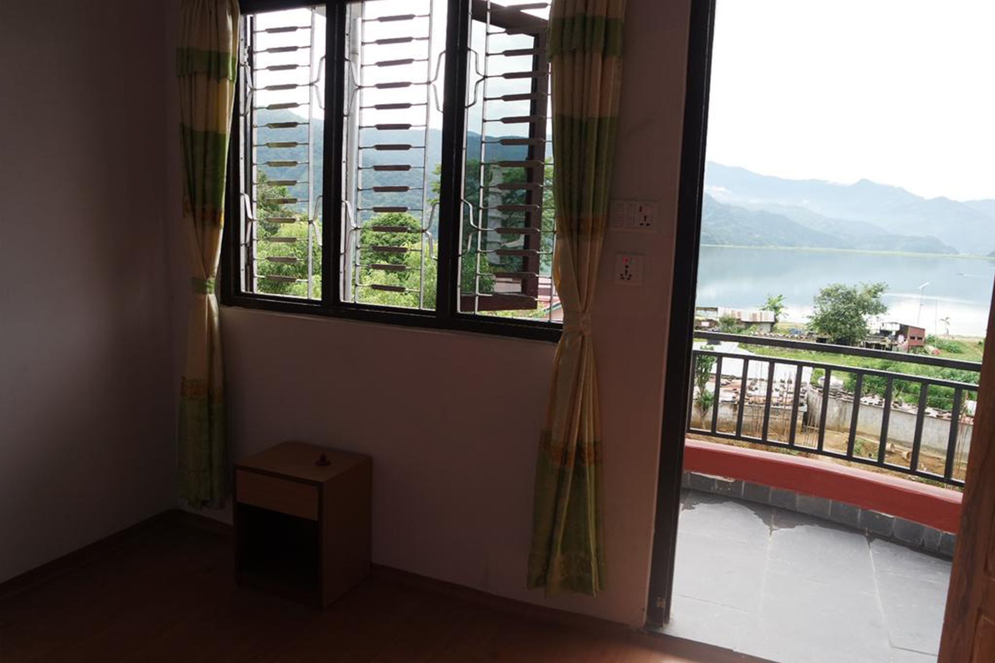 Pokhara Youth Hostel ภายนอก รูปภาพ