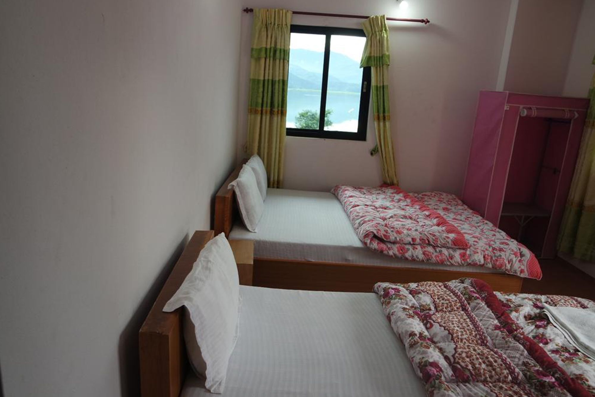 Pokhara Youth Hostel ภายนอก รูปภาพ